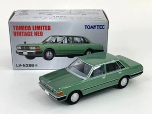 Tomica Vintage Nissan Gloria 200E GL JDM Metal Diecast Car Model 1/64 LV-N286a - Picture 1 of 11