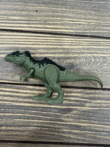 Figura de dinosaurio Jurassic World GIGANOTOSAURUS 6" de Mattel - Imagen 1 de 4