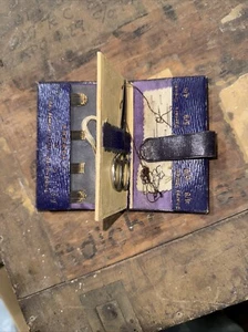 Vintage KIRBY BEARD & CO LTD Redditch, Inghilterra custodia aghi vintage. (B7) - Foto 1 di 11