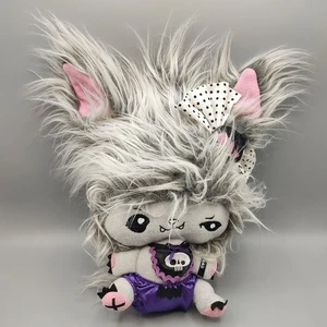 Vamplets The Nightmare Nursery Plush Toy Gloomvania Werewolf Baby Howliss Pink - Picture 1 of 6