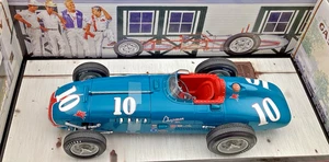 Carousel 1 1:18 Kurtis Kraft Roadster 1955 Indianapolis 500 #10 Tony Bettenhaus - Picture 1 of 8