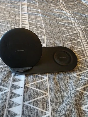 Samsung Wireless Charger Duo Fast Charger - Black (EP-N6100TBEGUS) EP-N6100 - Image 1 of 4