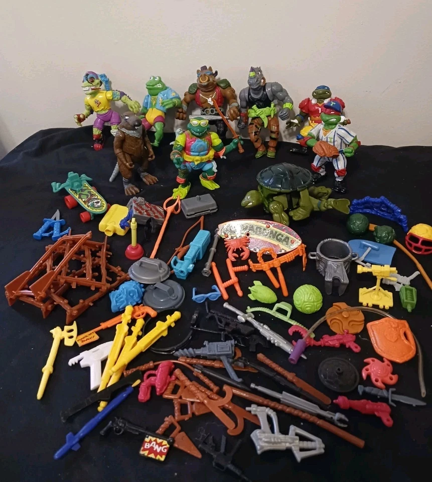 De Colección TMNT 9 Figuras de Acción Enorme Lote Accesorios Villians Tortugas Armas Astilladas Foto 1 de 4