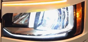 Mascherine fari, Eyelids Xenon adatte per Scania Next Gen - con indicatori di direzione. - Foto 1 di 1