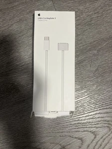 USB-C to MagSafe 3 Charging Cable for MacBook Pro - Picture 1 of 6