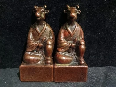 Par Maravilhoso Bronze Chinês Feito à Mão *Figura Cabeça de Boi* Selos RR010 - Imagem 1 de 4
