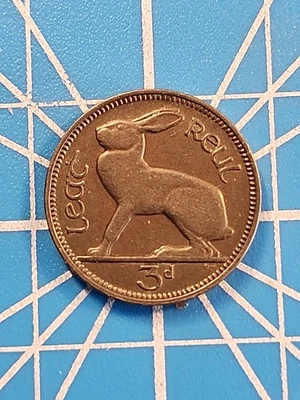 1963 Irish Threepence Coin Old Ireland 3d High Grade With Good Details Item D44 - Image 1 of 3
