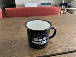 Taza de juego en casa de los Pittsburgh Penguins de la NHL: gran día para hockey taza de hojalata de metal - Imagen 1 de 12