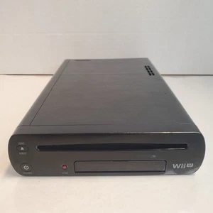 Consola de Videojuegos Nintendo Wii U Solo WUP-101 (02) Negra 32GB Probada y Funcionando - Imagen 1 de 9