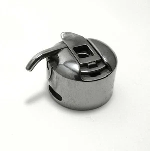 SINGER SEWING MACHINE BOBBIN CASE FITS MODEL 15-88 15-90 15-91 15-125 # 125291 - Picture 1 of 1