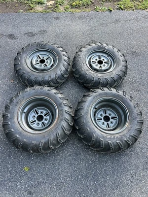 2004 Yamaha Kodiak 450 4x4 Wheels & Tires Foto 1 de 4