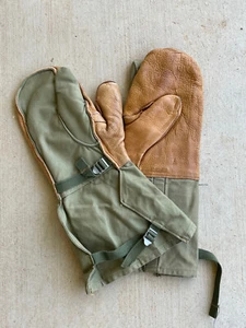 Vintage Military Type 1 Cold Weather Trigger Finger Mittens Gloves Leather - Picture 1 of 4