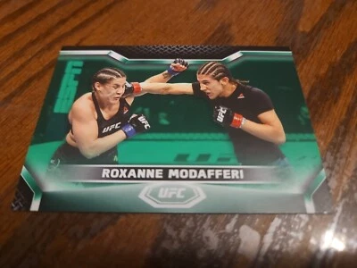 2020 Topps UFC Knockout Green Parallel Card #51/88 Roxanne Modafferi #17 - Image 1 of 3