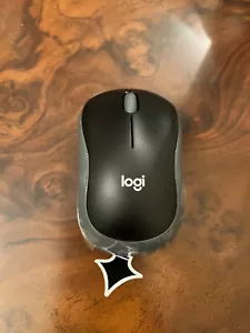 Logitech M185 Wireless Mouse, 2.4GHz with USB Mini Receiver, 12-Month Battery - Picture 1 of 1