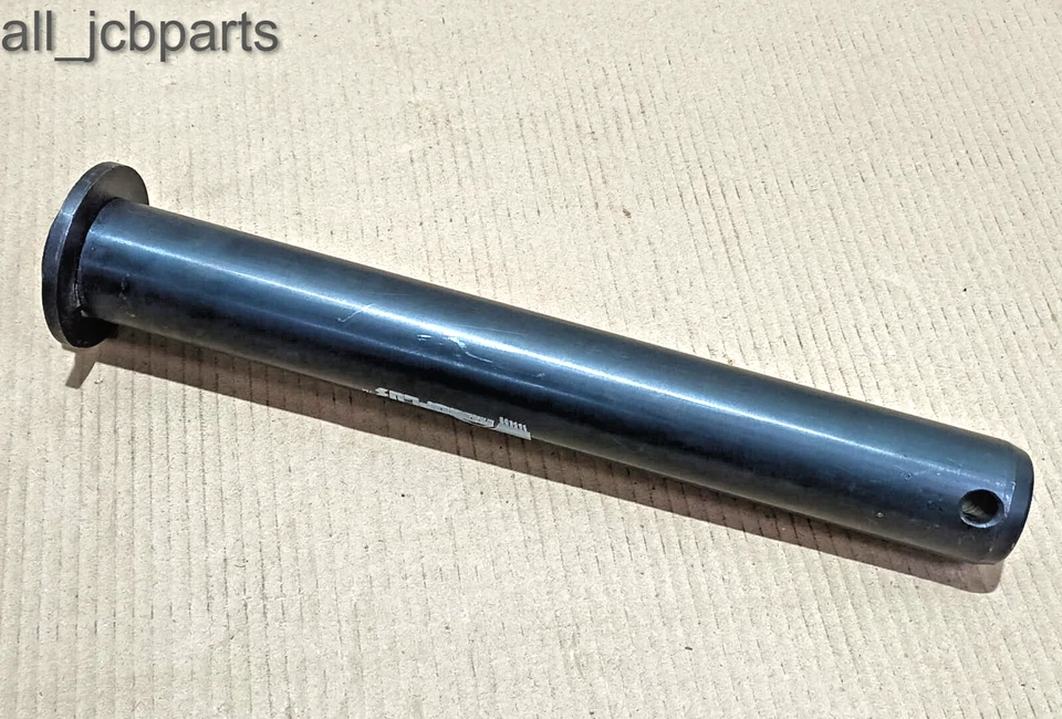 JCB 3cx Part Number 911/12400 Rear Bucket Pin