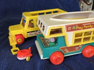 Vintage Fisher Price Lot. Family Camper/ School Bus - Picture 1 of 11