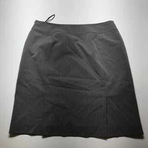 Tahari Arthur S. Levine Skirt Womens Size 8P Gray Pinstripe Vented Career Basics - Picture 1 of 13