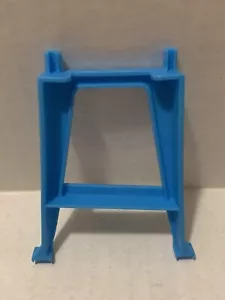 Mouse Trap Board Game Hasbro 2016 Blue Bath Tub Back Legs Replacement Part Piece - Picture 1 of 4