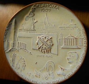 Frankoma Vintage 1970s Decorative Art Ceramic Pottery - 8.5 Oklahoma 1907 Plate - Picture 1 of 4