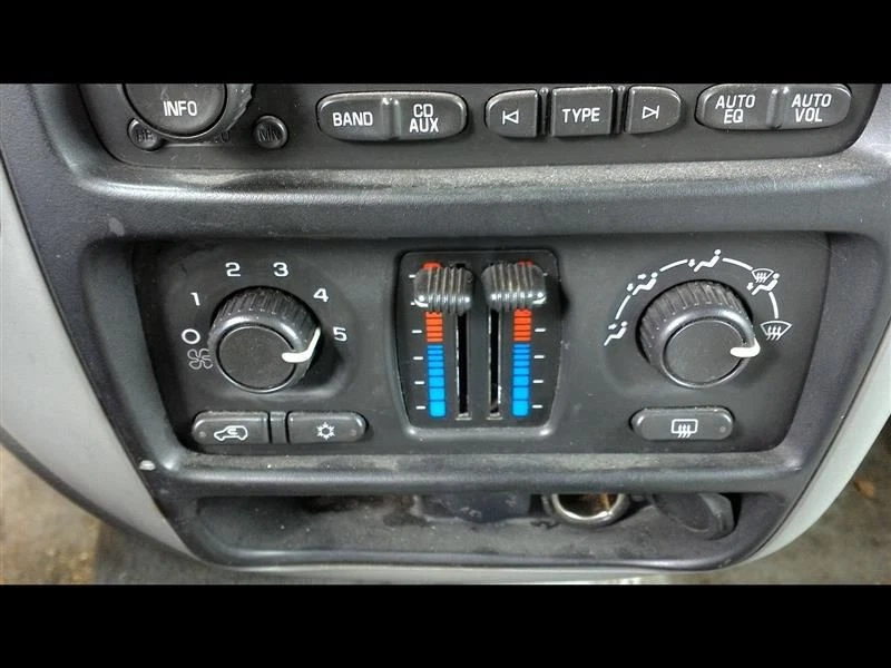 03 04 05 06 07 08 09 TRAILBLAZER Calentador A/C Control Blk08/05 Foto 1 de 1