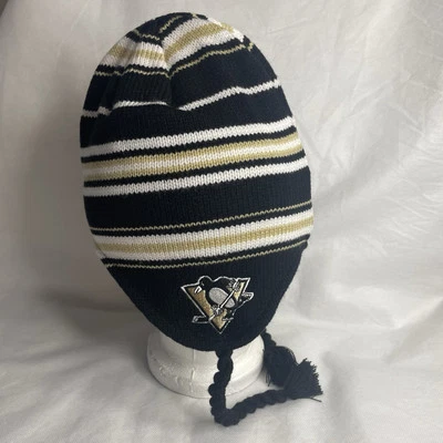 Reebok NHL Face Off Pittsburgh Penguins Tassle Logo Beanie Hat OSFA Black & Gold - Image 1 of 4
