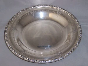 ANTIQUE TOWLE STERLING SILVER BOWL WITH FANCY CHASED DESIGN & DECORATIVE EDGE - Picture 1 of 6