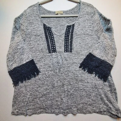 One World Womens Pullover Sweater 1X Black White Lace Fringe Cuffs Embroidered Foto 1 de 4