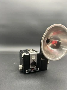 Vintage Kodak Brownie Hawkeye Bakelite Box Camera w/Flash Mount Not Tested - Picture 1 of 5