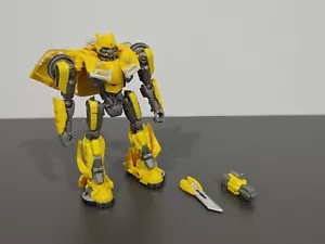 Transformers Studio Series 117 Deluxe Class Bumblebee - Picture 1 of 1