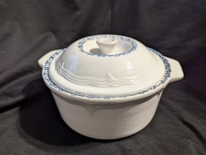 Corelle Casserole Dish w/ Lid, White with Blue Trim, Stoneware (?) - PRE-OWNED - Picture 1 of 22