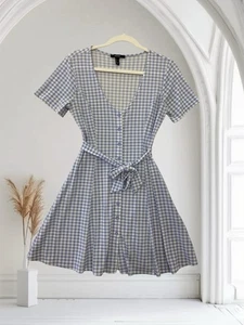 Mini Vestido Forever 21 Guinga Corbata Cintura Ajuste y Acampanado Talla Mediana Botón Delantero  - Imagen 1 de 17
