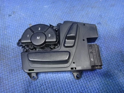Mercedes-Benz SLK200 R171 Left Side Seat Switch 1718209810 Foto 1 de 2