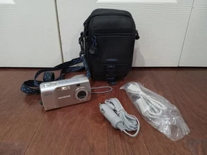 Olympus Digital Camera Camedia D-540 Zoom 3.2MP Silver Tested - Picture 1 of 8