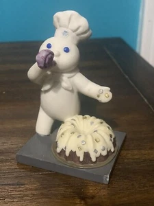 1997 Pillsbury DoughBoy von Danbury Mint 3" Januar Kalender Figur-ohne Box - Bild 1 von 1