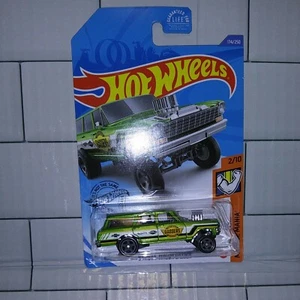 2020 Hotwheels Muscle Mania Green 1964 Nova Wagon Gassed Muscle Truck 2/10 - Picture 1 of 6
