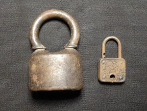 Old vintage soviet padlock ussr keyless and small soviet ussr padlock - Picture 1 of 18