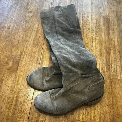  Botas de gamuza Boutique Tall Greige talla 9,5 Foto 1 de 4