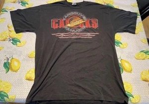 Vancouver Canucks 90s NHL Vintage T-Shirt Size XL Single Stitch Hockey - Picture 1 of 3