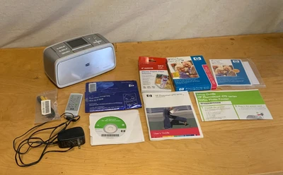 HP Photosmart #475 1.5 GB Memory 5x7” 4x6” Photos GoGo Photo Printer - Image 1 of 4