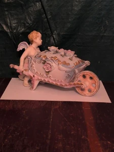 Vintage Ucagco Cherub Engel mit Wagen zieht Rosen verziert Wagen Japan Unikat  - Bild 1 von 24
