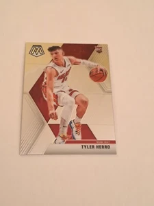 Tarjeta de novato Panini Mosaic Tyler Herro 2019-20 radiocontrol en Toploader Miami Heat #223 - Imagen 1 de 4