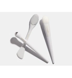 F.A.R.A.H The Skin Retreat 3 Count Brush Set in White, NEW Set Face Tools - Picture 1 of 3