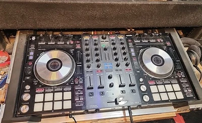 Pioneer DDJ-SX3 4-Channel Serato DJ Controller - Image 1 of 3