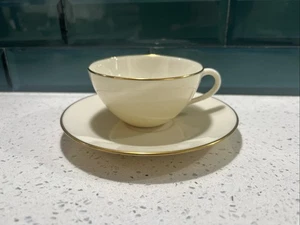 Lenox Olympia Gold tazza e piattino caffè tè usato una volta Cina X 303 made in USA - Foto 1 di 7