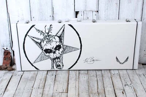 Dean Eric Peterson Electric Guitar Deluxe Hardshell Case for Flying V Body Style - Picture 1 of 14