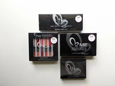 Lot Makeover Essentials Items Lip Gloss, Eye Shadow, Eye Color & Brush Kit NIB - Image 1 of 4