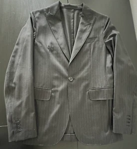 Dsquared2 Men's Grey 100% Wool Striped Pattern 2 Piece Suit - Picture 1 of 13