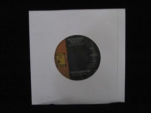 The 5th Dimension - Aquarius: Let The Sunshine In/Don't Cha Hear Me - 45 RPM 7" - Picture 1 of 3