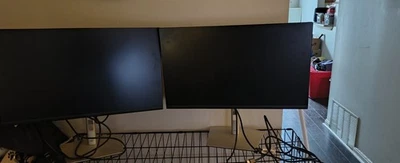 (2) Dell P2722H Monitors 27 CM 1920x180 Full HD IPS - Image 1 of 3