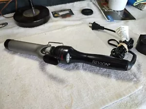 REVLON Perfect Heat Curling Iron 1" Ceramic Barrel New & Improved Design - Picture 1 of 4